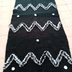 Chemin de Tapis Berbère Noir à Motifs Zébrés - Fait Main